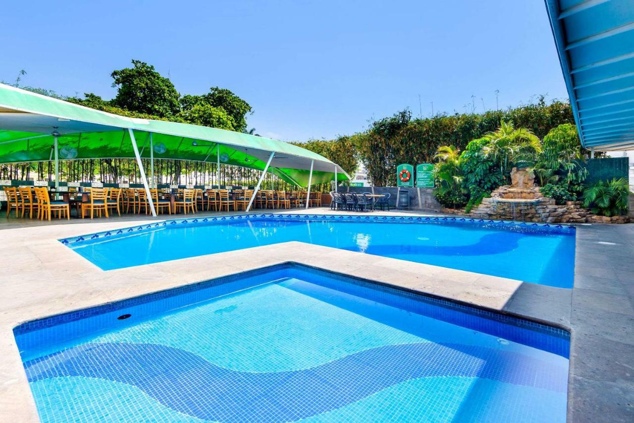 Quality Inn Tuxtla Gutiérrez מראה חיצוני תמונה